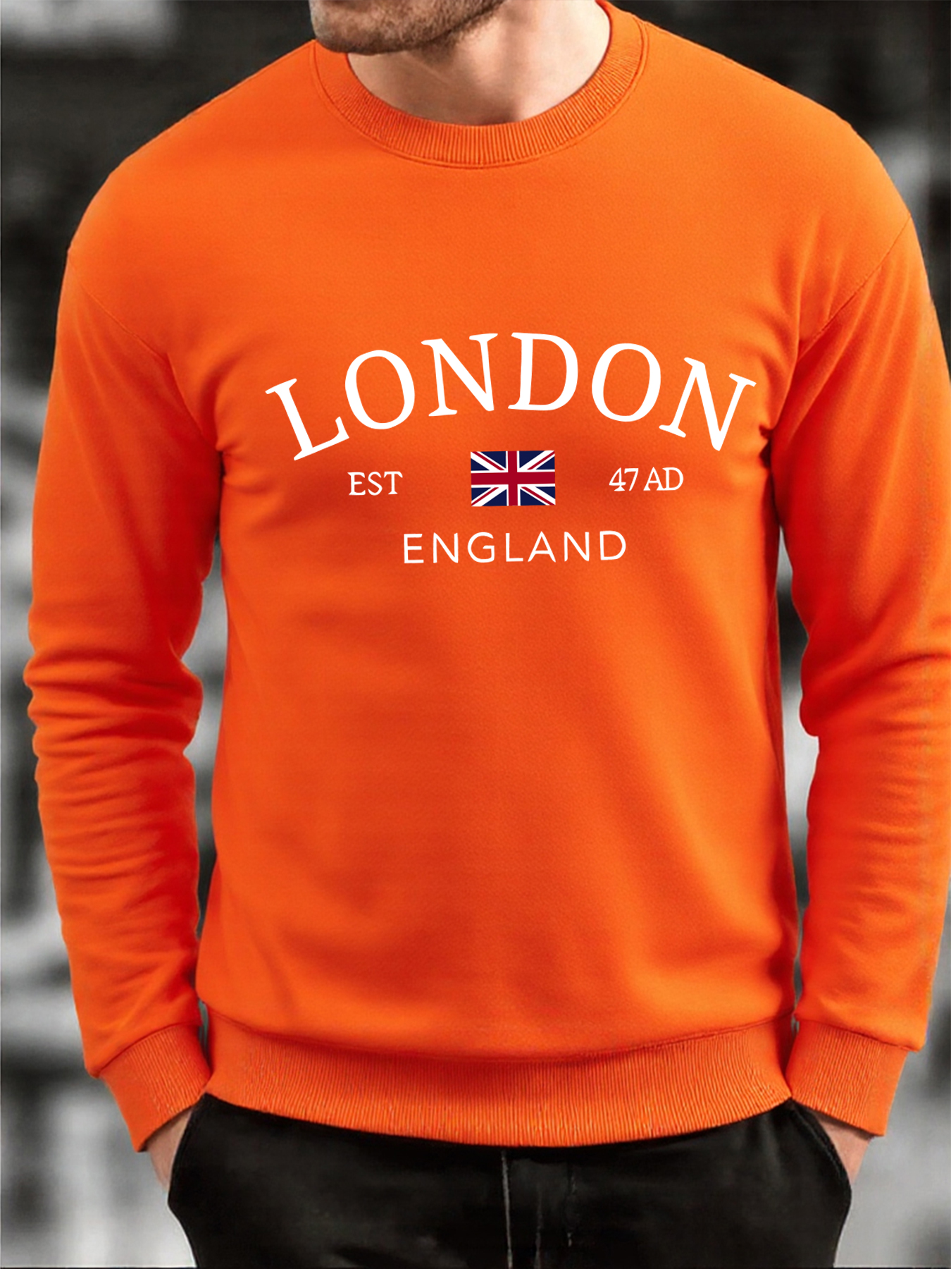 London England Is A Beautiful  - Winter Clothing London avaliação e preço