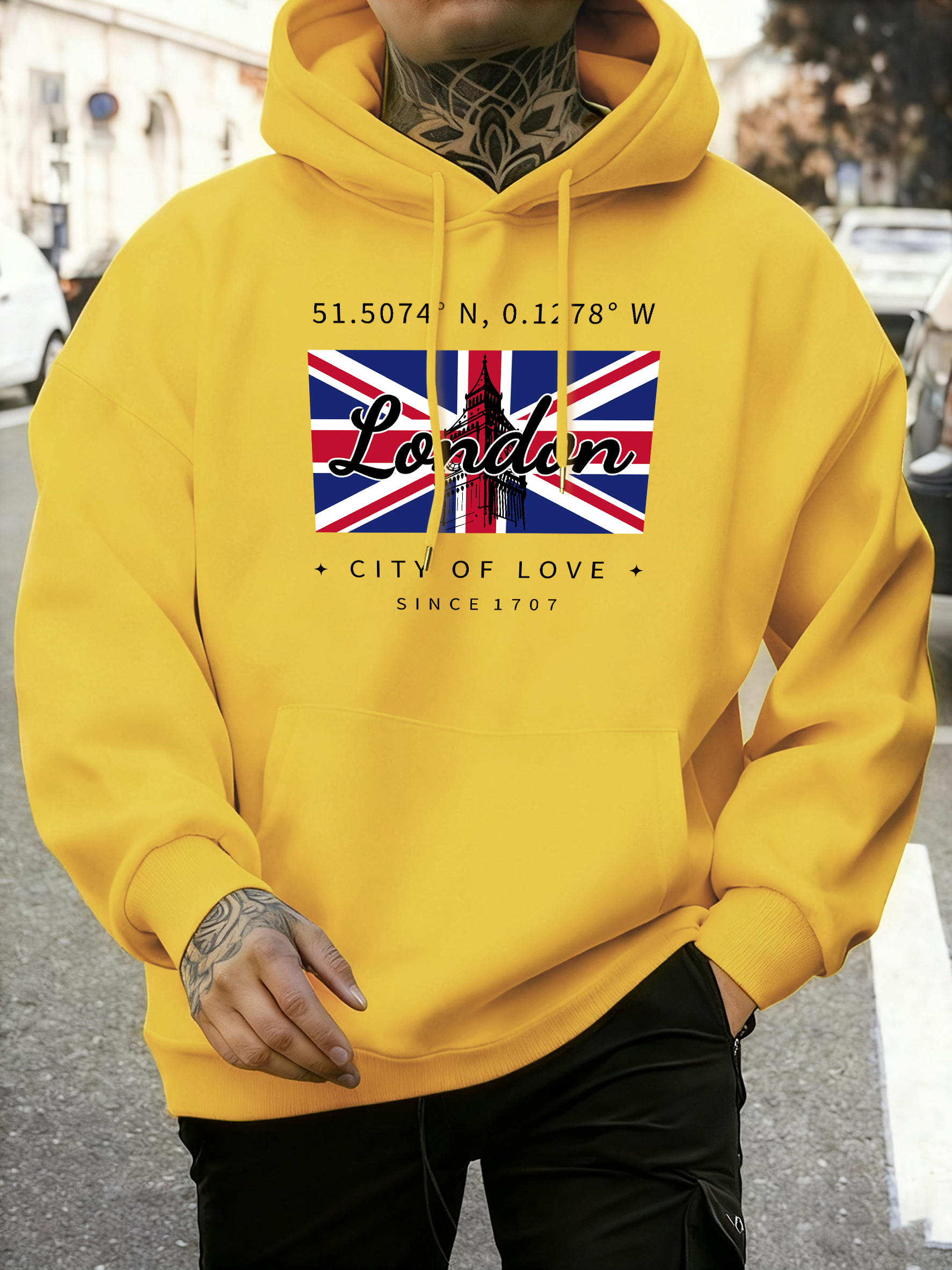 London City Of Love Flag Print - Winter Clothing London avaliação e preço